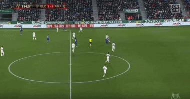 穆勒：越接近决赛看球的人越多，在数万球迷面前踢球令我兴奋